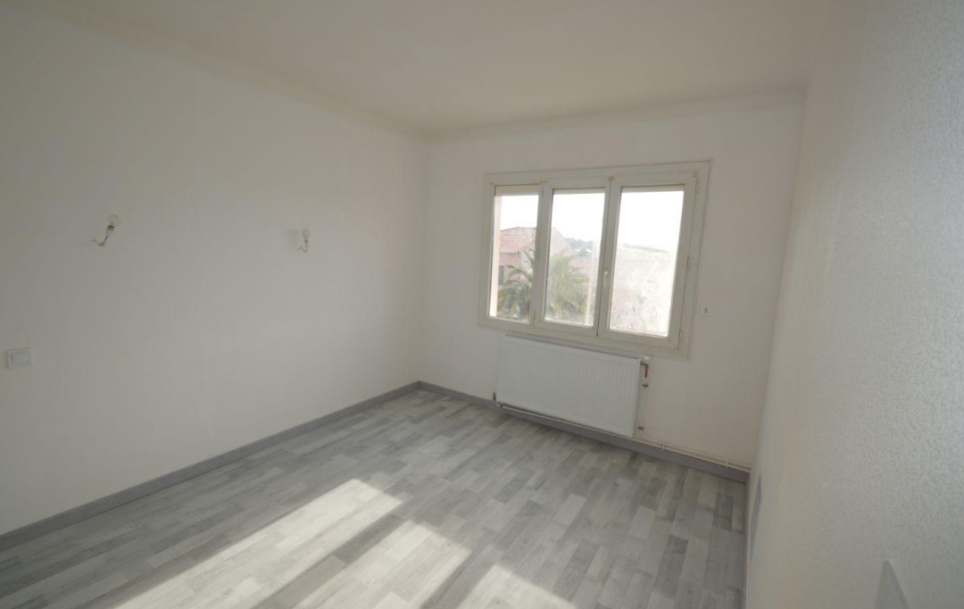 Annonces COLOMBIERS : Appartement | BEZIERS (34500) | 80 m2 | 139 000 € 