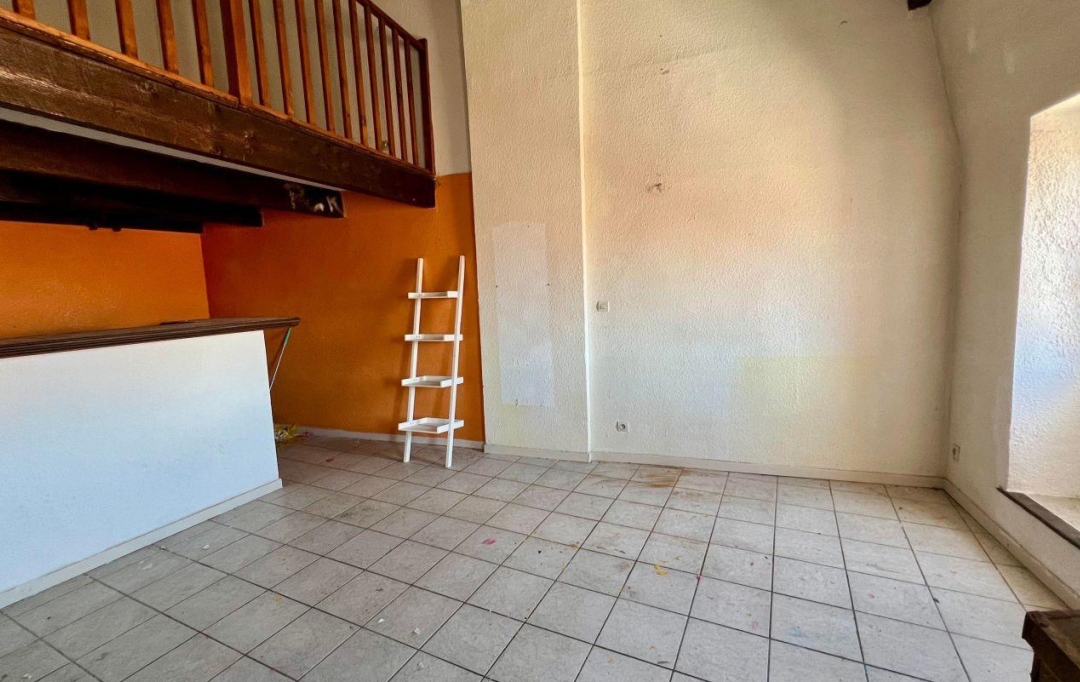 Annonces COLOMBIERS : Apartment | BEZIERS (34500) | 65 m2 | 65 000 € 